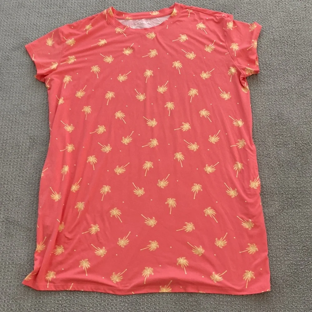 3 ladies nightgowns - - Picture 2 of 4